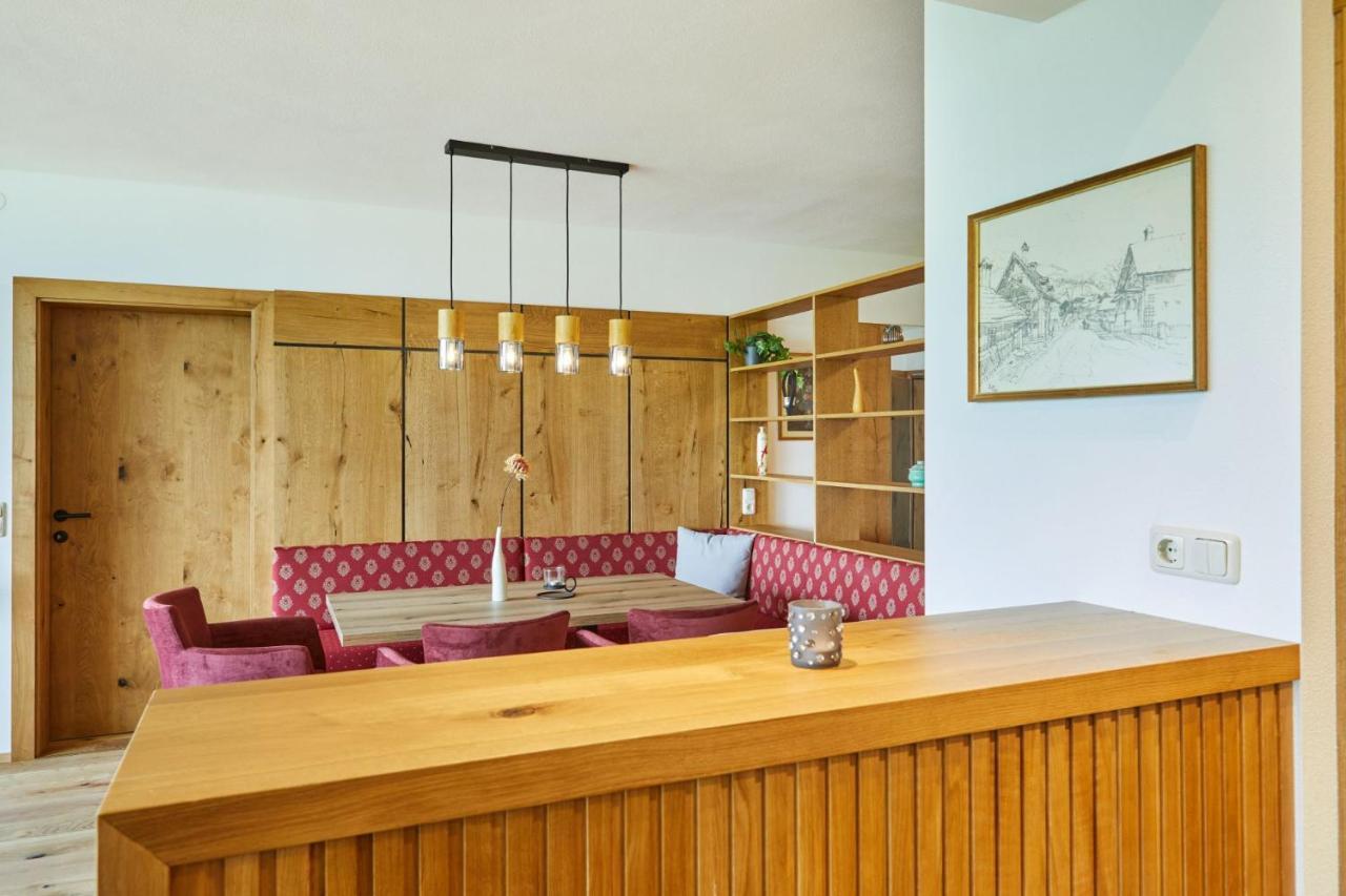 Appartement Traumblick Mit Indoorpool Und Privater Sauna باد غويسرن المظهر الخارجي الصورة